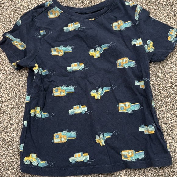 Boys T-Shirts 5T - Picture 4 of 5